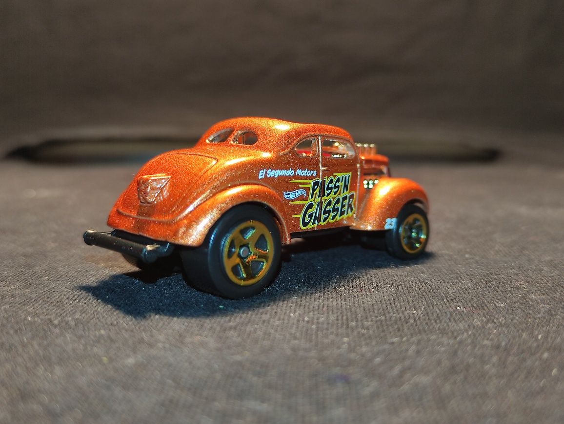 Hot wheels Pass'n Gasser