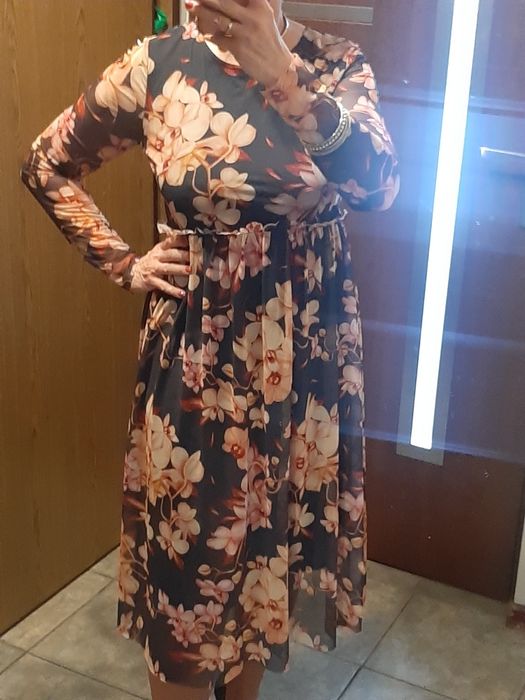 Wizytowa sukienka Vila, rozm.S/M- storczyków raj, stan idealny