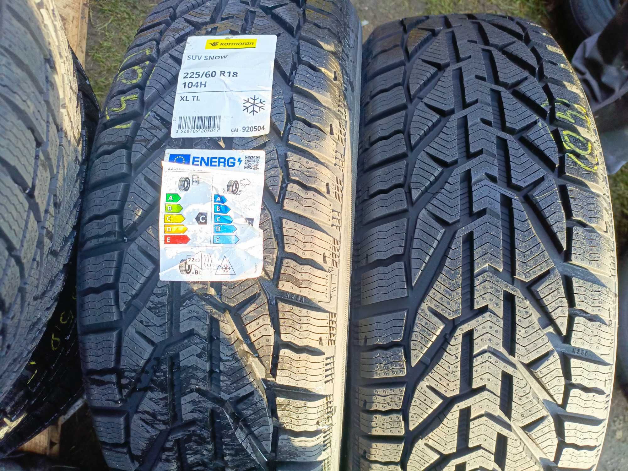 Nowe opony zimowe 225/60/18 Kormoran 2 sztuki 2024r