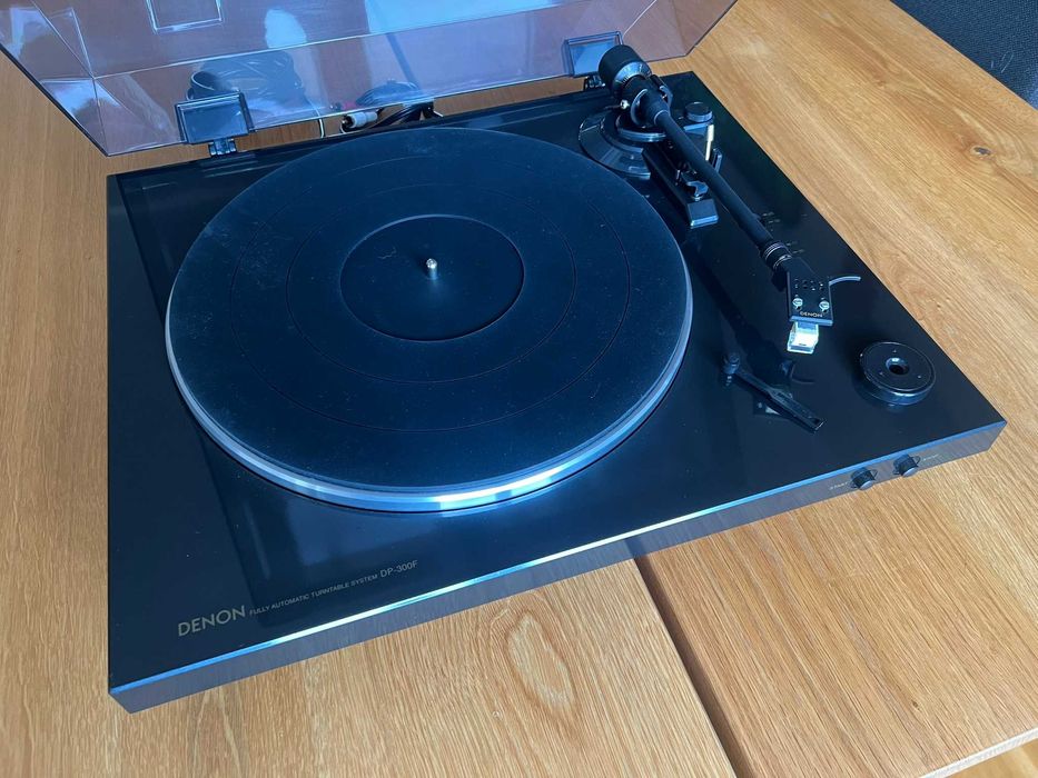 Gramofon Denon DP-300F - mało używany, stan bardzo dobry