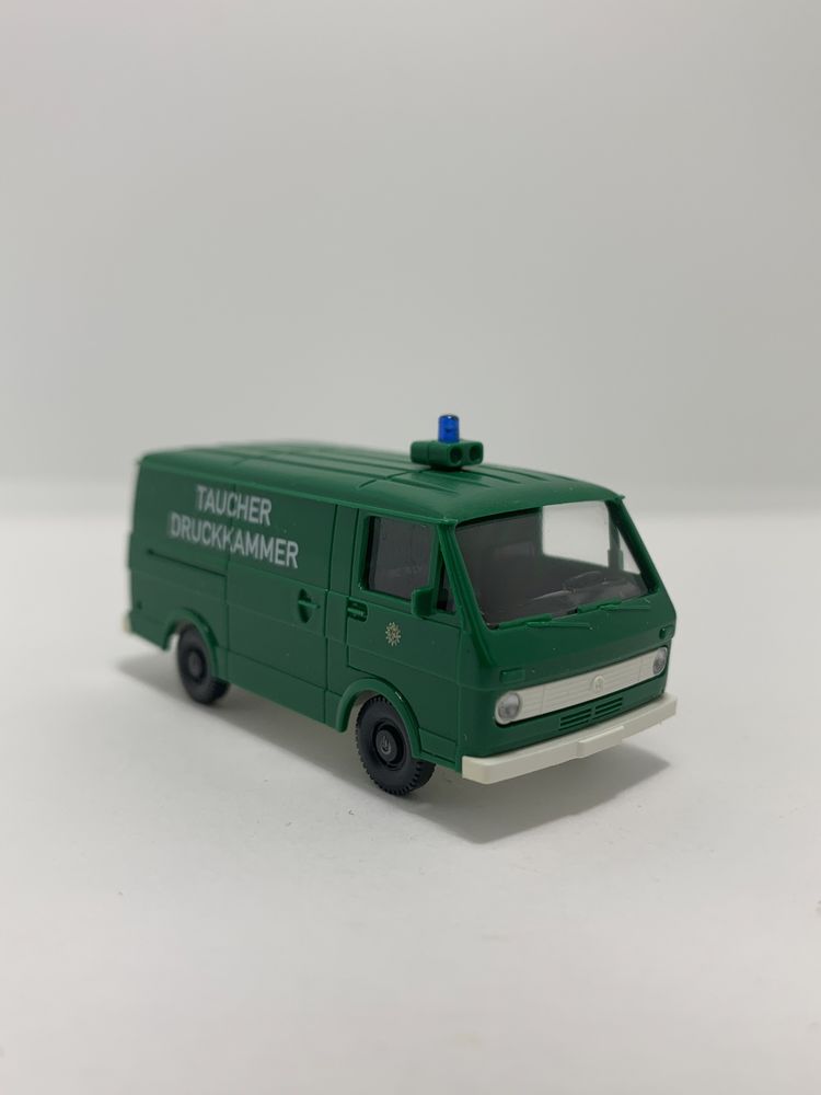 Volkswagen LT 28 da Wiking escala H0 1/87