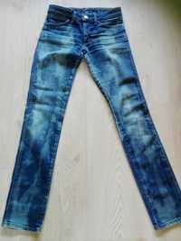 Spodnie jeans W29 L34. Wrangler.