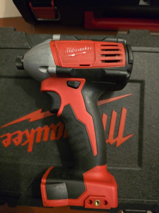 Maquina de impacto Milwaukee