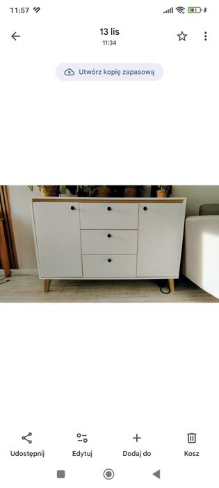 Biała komoda drewniana