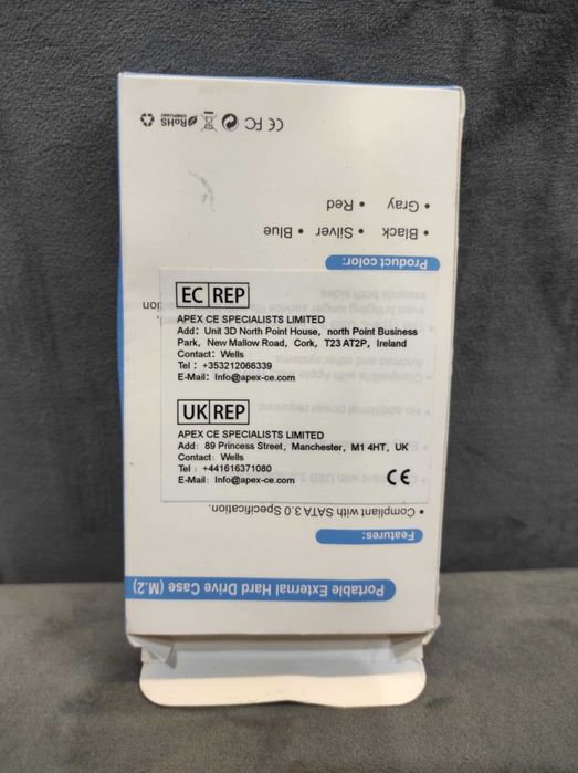 Dysk zewnętrzny HDD 2TB z kablem.