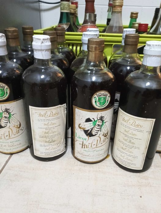 Lote 13 garrafas Mel Doiro