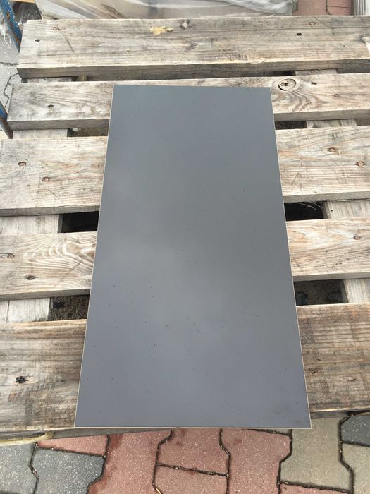 Glazura / płytka ścienna czarny poler (in-black negro) 29,5x59 SALONI