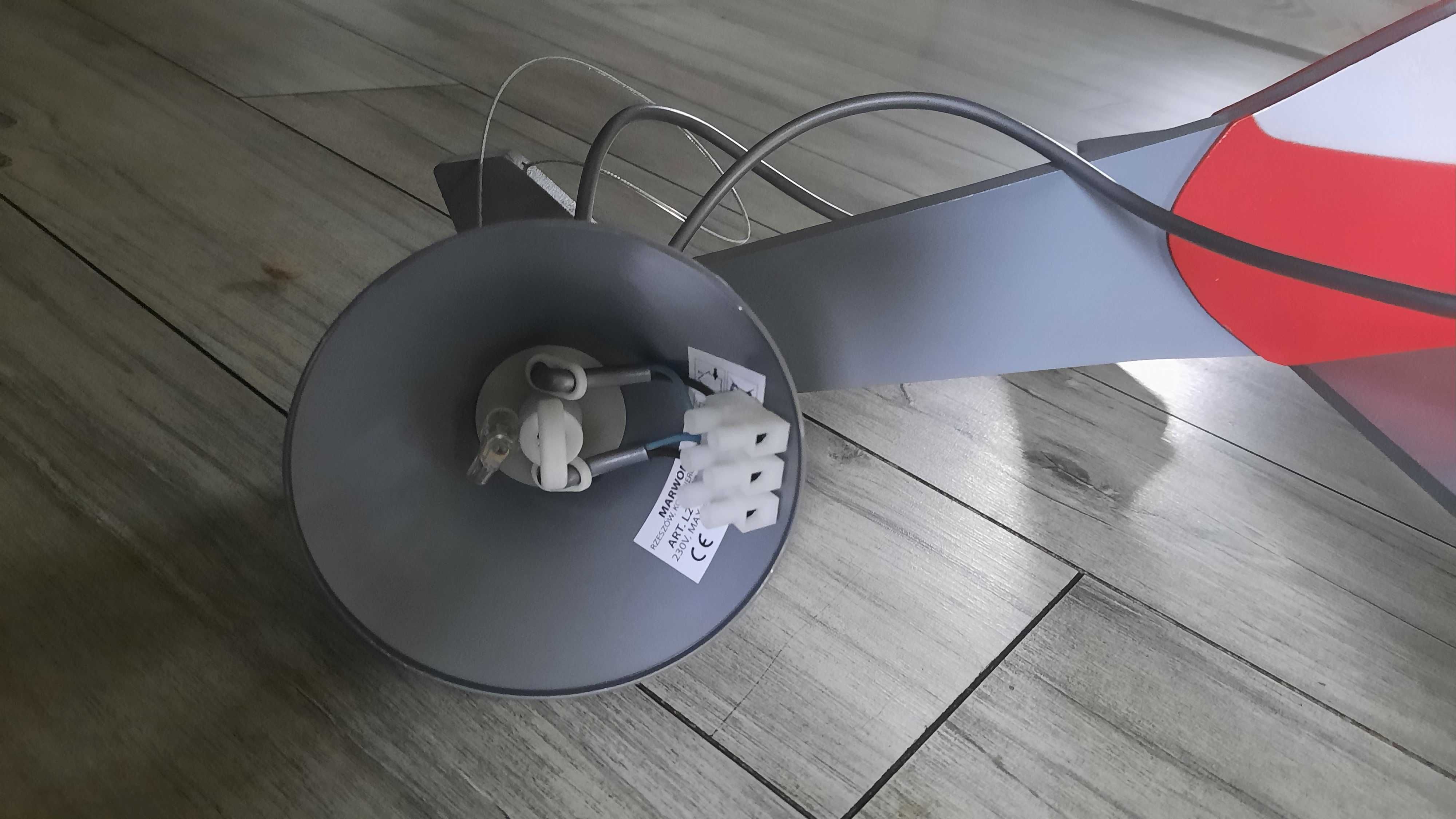 Lampa "samolot" dla chłopca