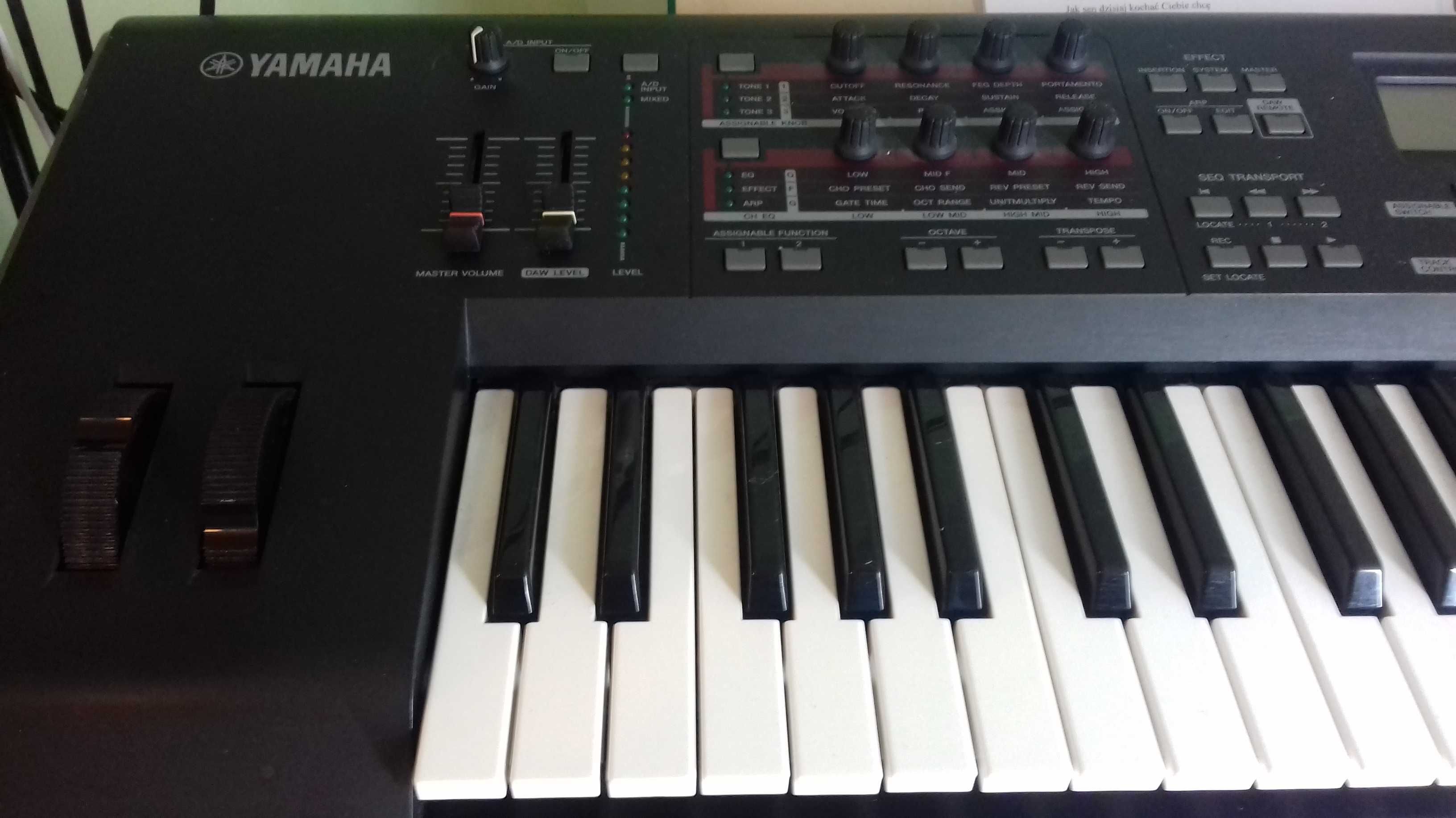 Syntezator Yamaha MOX 6 _dodatki