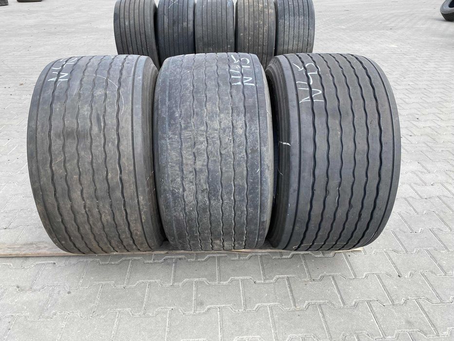 445/45R19.5 Opony GOODRIDE AT556 Naczepa MEGA at 556