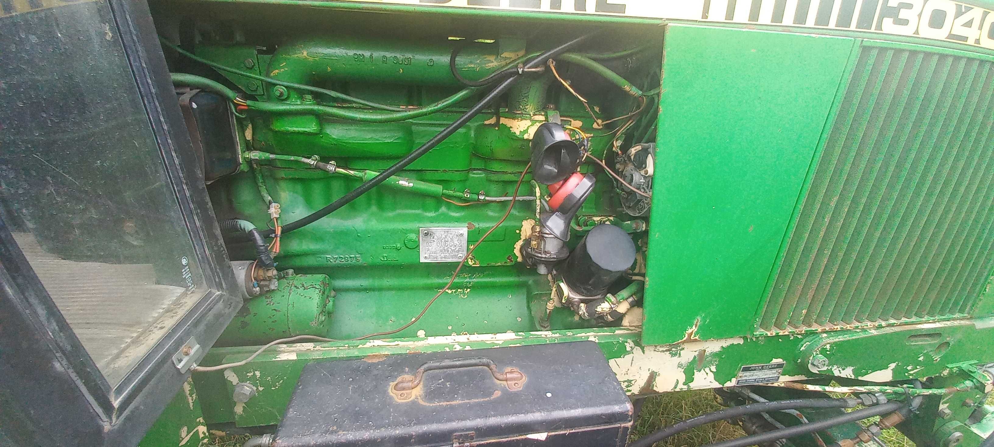 Трактор John Deere 3040 1987