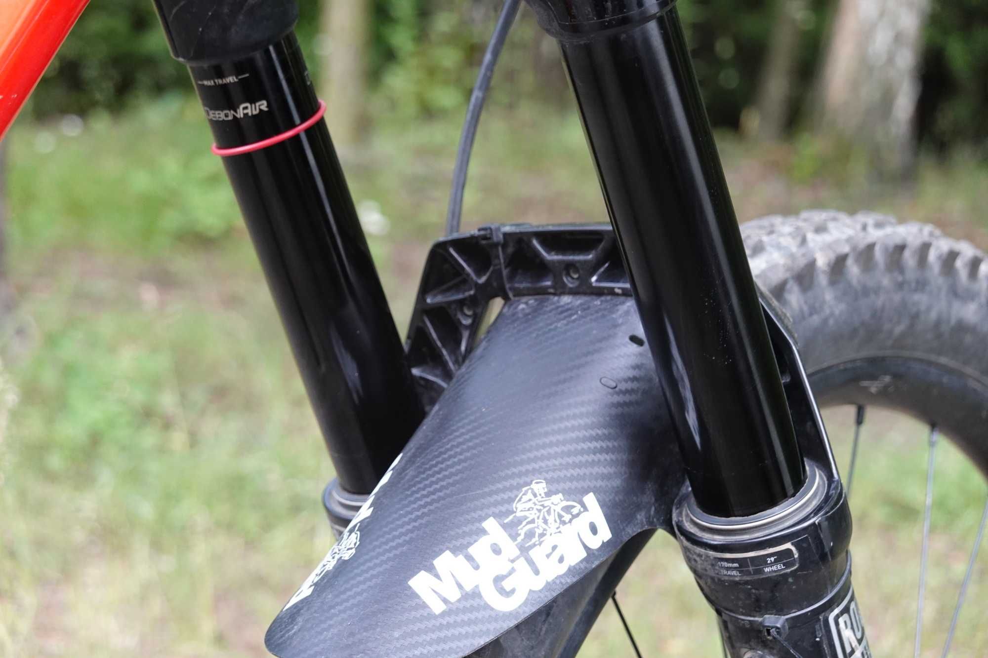 YT Capra Core 3 Lava red SRAM GX EAGLE AXS, RockShox ZEB super stan