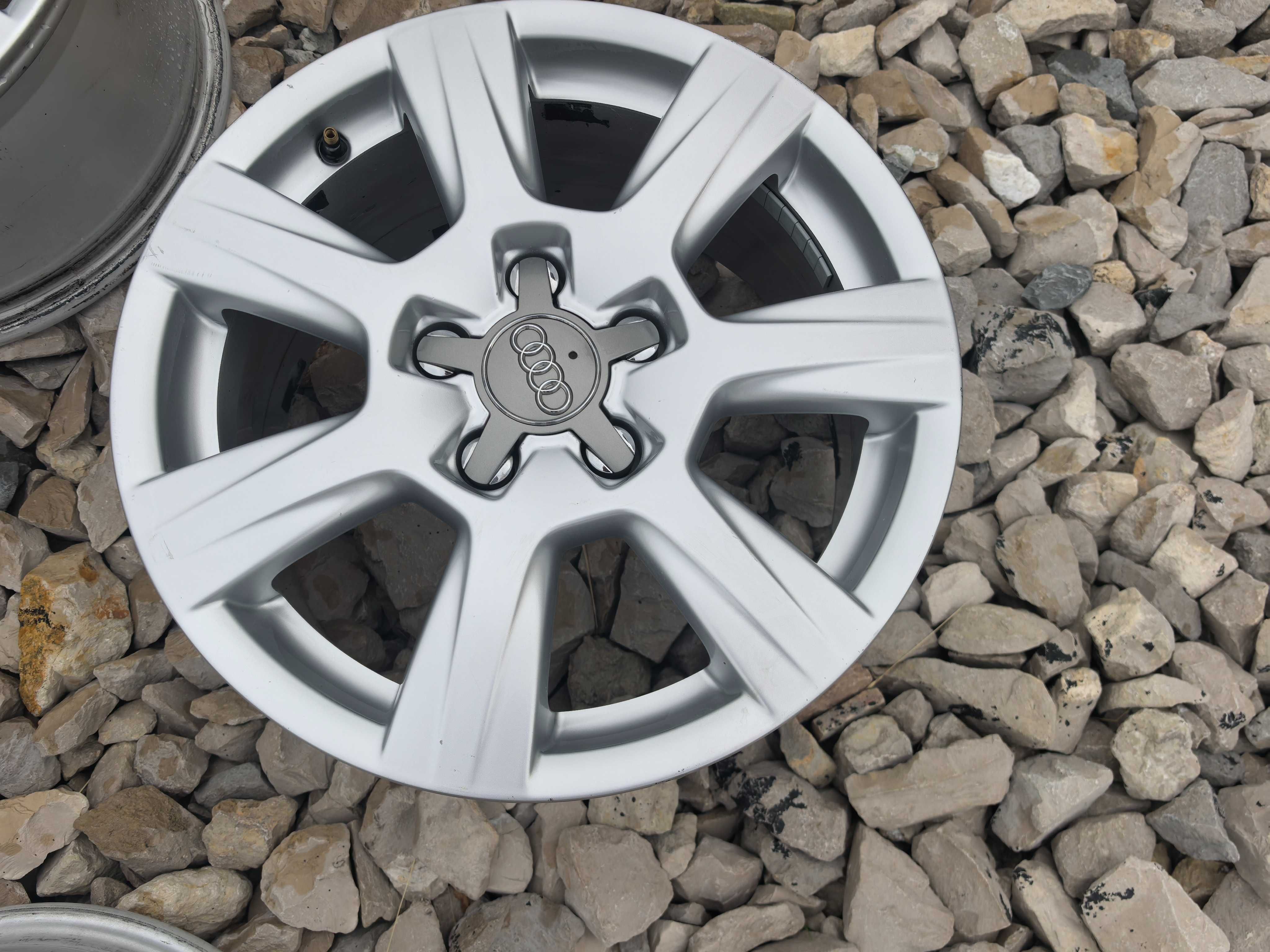 FELGI AUDI A3,A4, B6 B7 B8 i inne... 7,5 Jx16H2 ET45 5x112  STAN SUPER