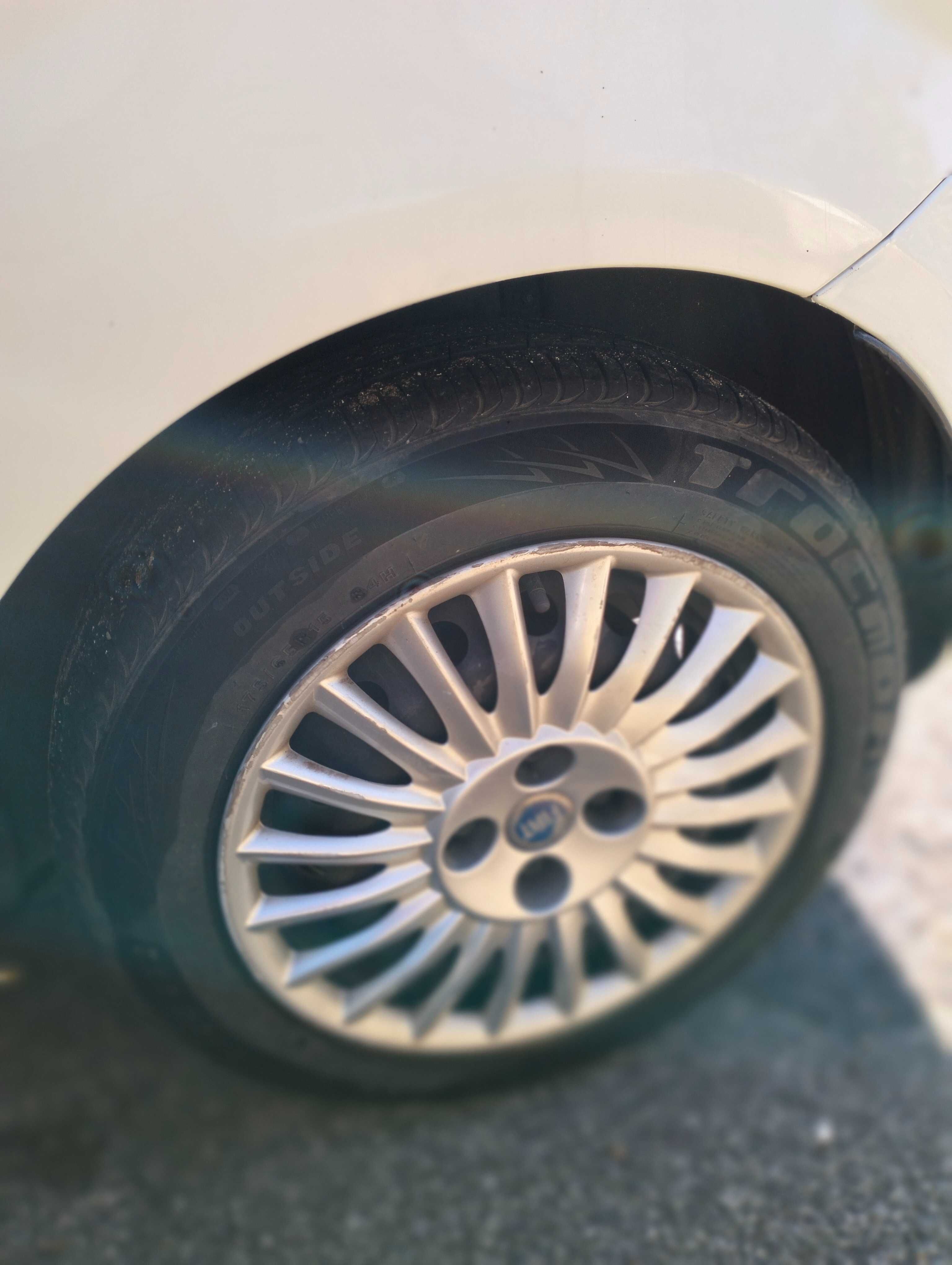 Fiat grand Punto van 1.3 MultiJet/ Comercial de 2008