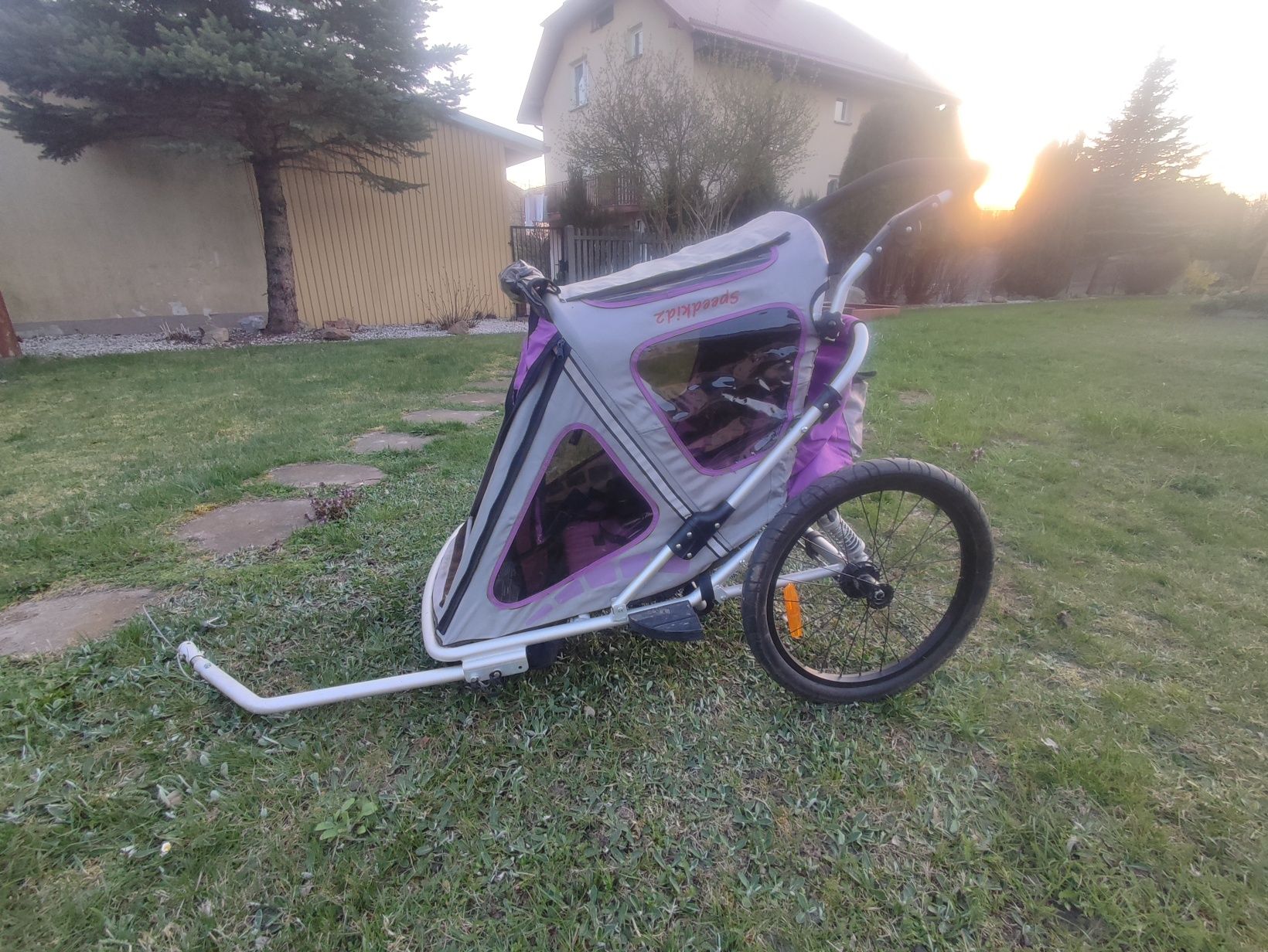 Przyczepka rowerowa  do roweru dwoje dzieci aluminiowa qeridoo speedki