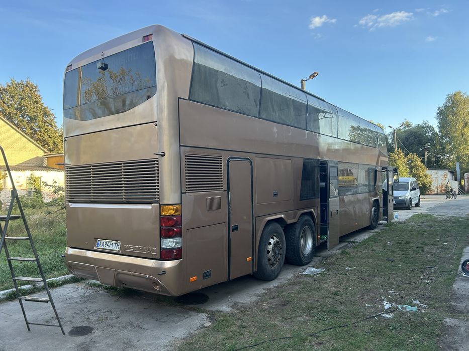 Neoplan 122 NEOPLAN 122