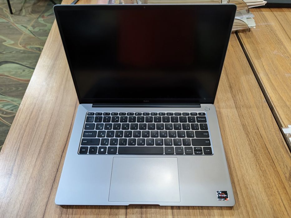 Продам ноутбук. Стан нового