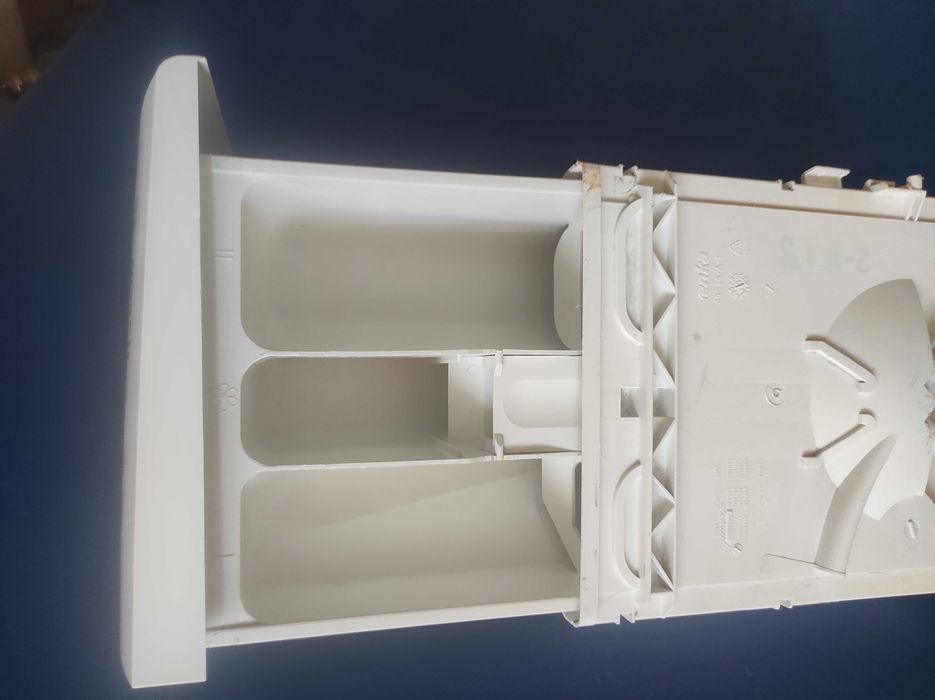 Продам  запчасти к стиральной машине Bosch