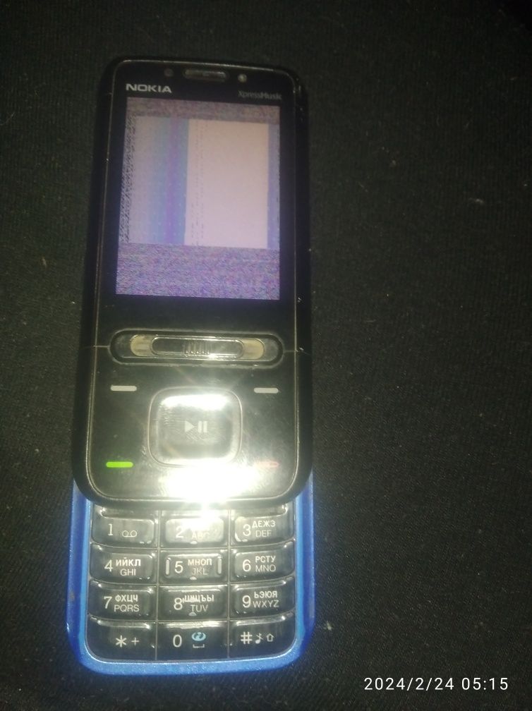Телефон Nokia 5610d1.