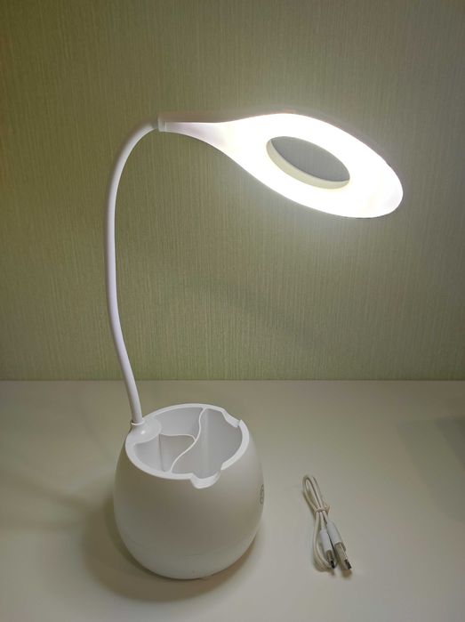 Лампа настільна світлодіодна акумуляторна сенсорна з органайзером