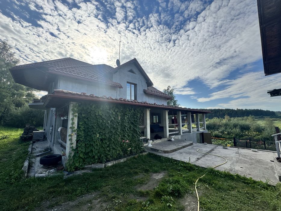 Продаж Два великих нових будинки біля м.ПОЧАІВ Тернопільська область