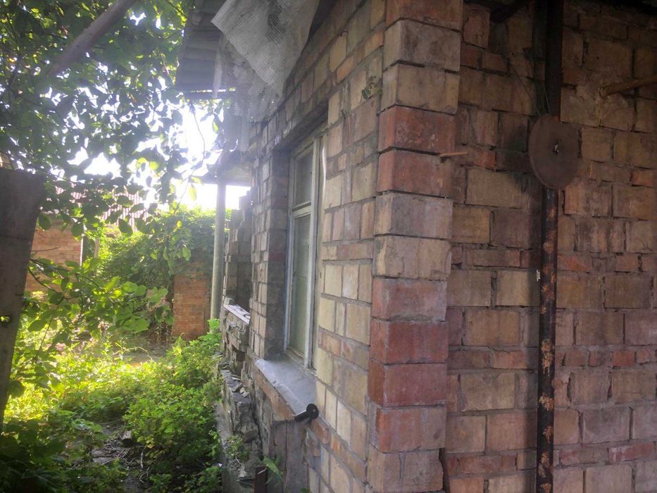 с.Хотів, ділянки з будинком, вул.Б.Хмельницького, продаж.