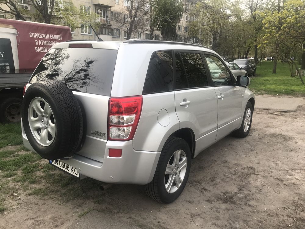 Продам suzuki grand vitara