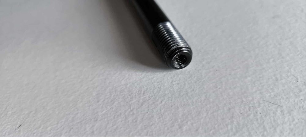 Sztywna oś tylna do roweru Thule