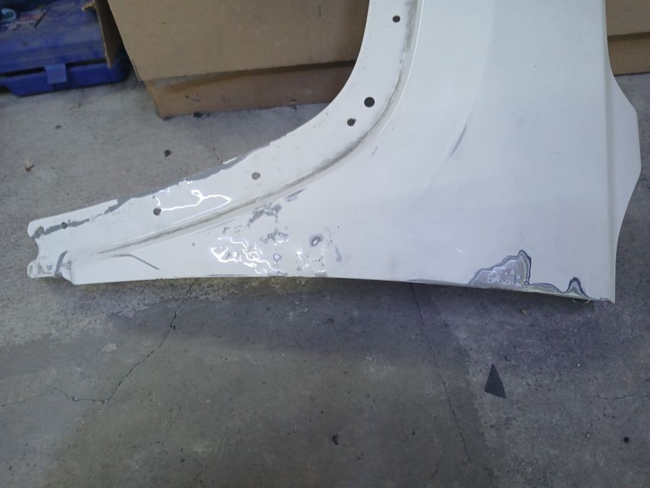 Jeep compass крило