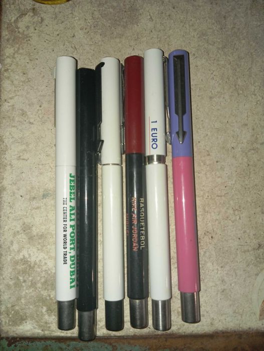 6 canetas Parker um a sem bico sem tinta