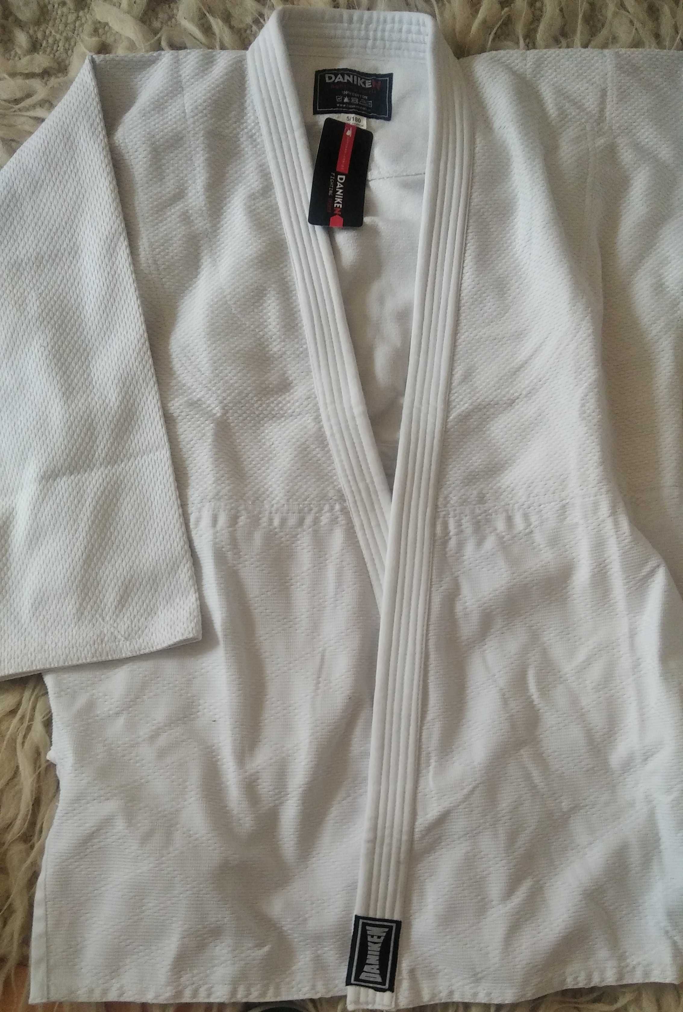 Kimono do judo plecionka - nowe