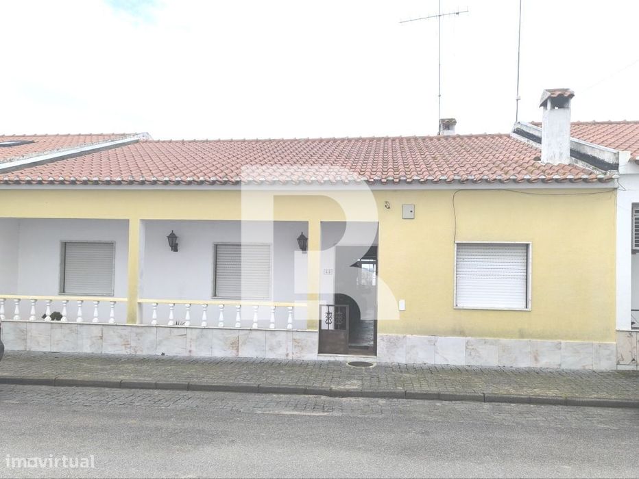 Moradia Térrea T3 com Logradouro em Avis