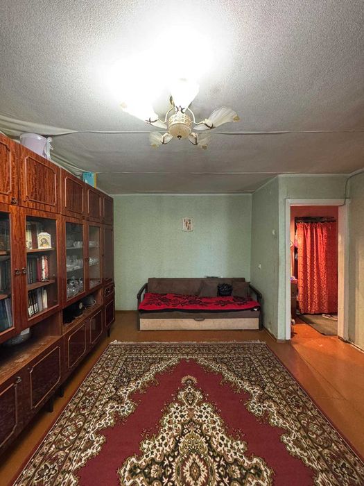 Продам 2 кім.кв. в районі пр. Івана Мазепи