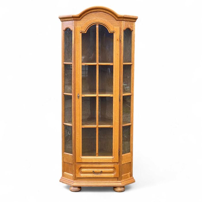 Dębowa witryna narożna z szufladą