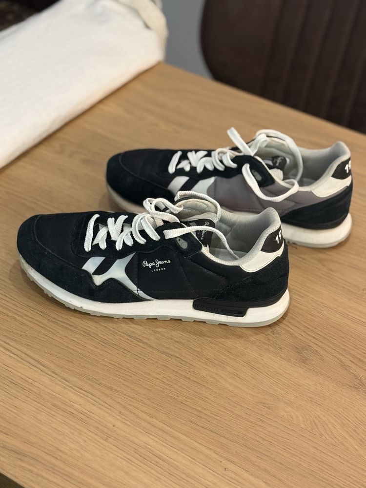 Lote de Tenis de varias marcas