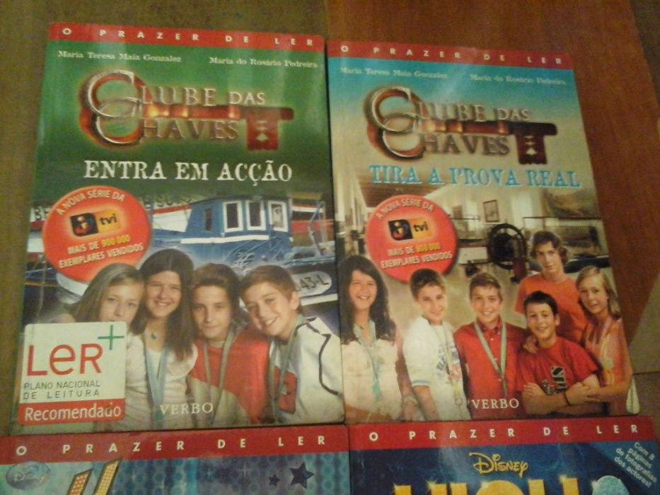 Livros infantojuvenis (MCA, Clube das Chaves e Hannah Montana)