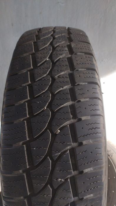 Opony Zimowe Kormoran 215/75 r16 C do busa 4szt