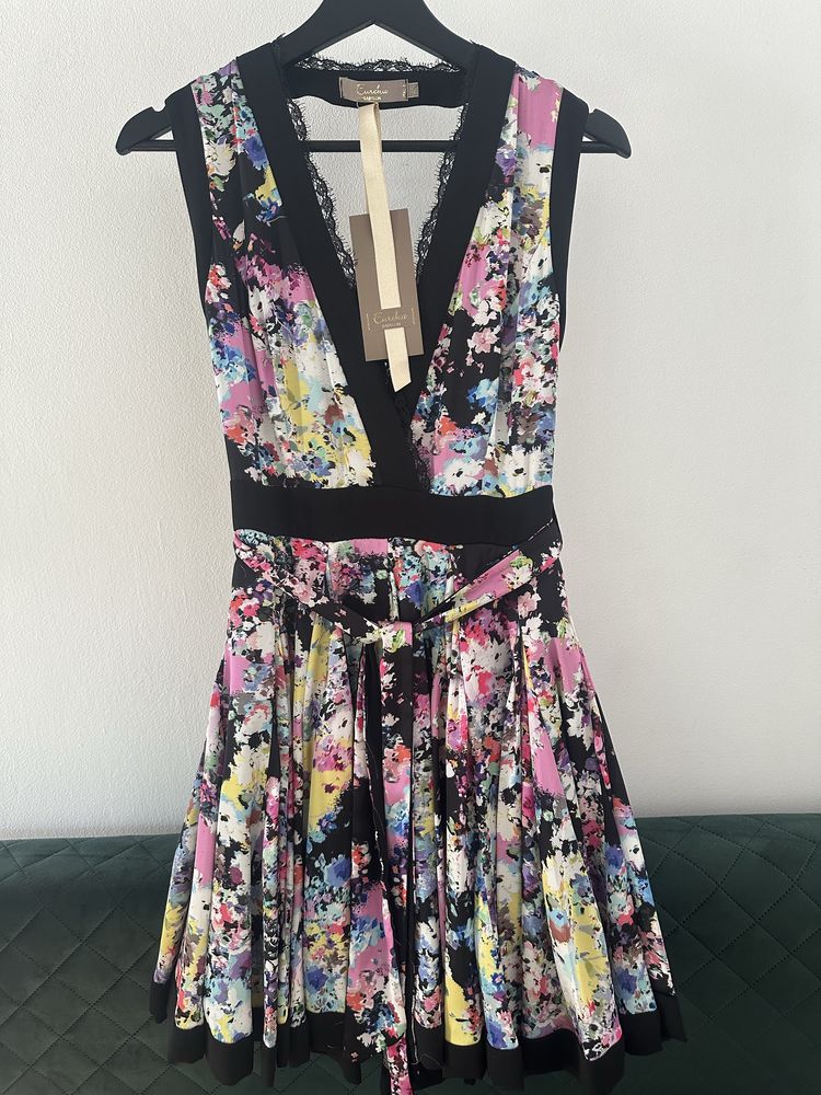 Eureka by Babylon nowa satynowa sukienka r IT 40