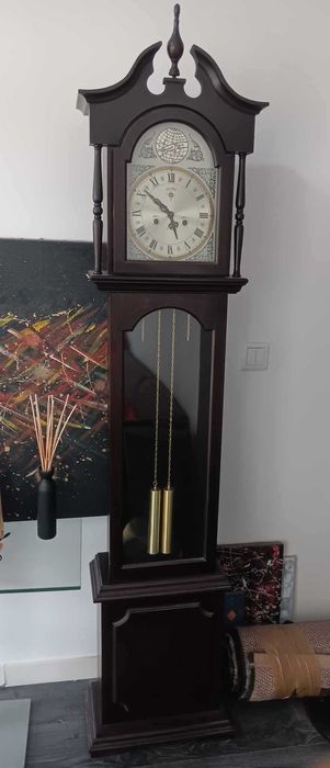 Relógio de Pé Alto