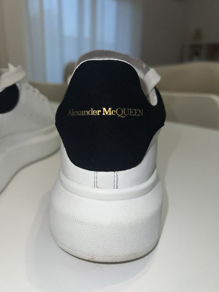 Alexander Mcqueen taille 36