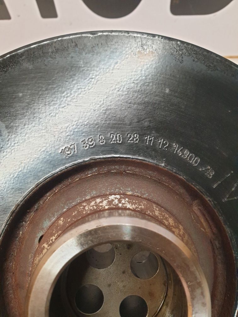 Koło pasowe wału BMW N57 313 koni n57z F10 F11 F25 F26 3.0d części