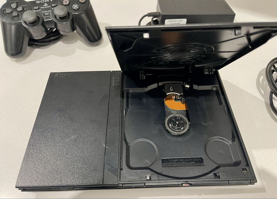 PlayStation 2 Slim com chip Matrix