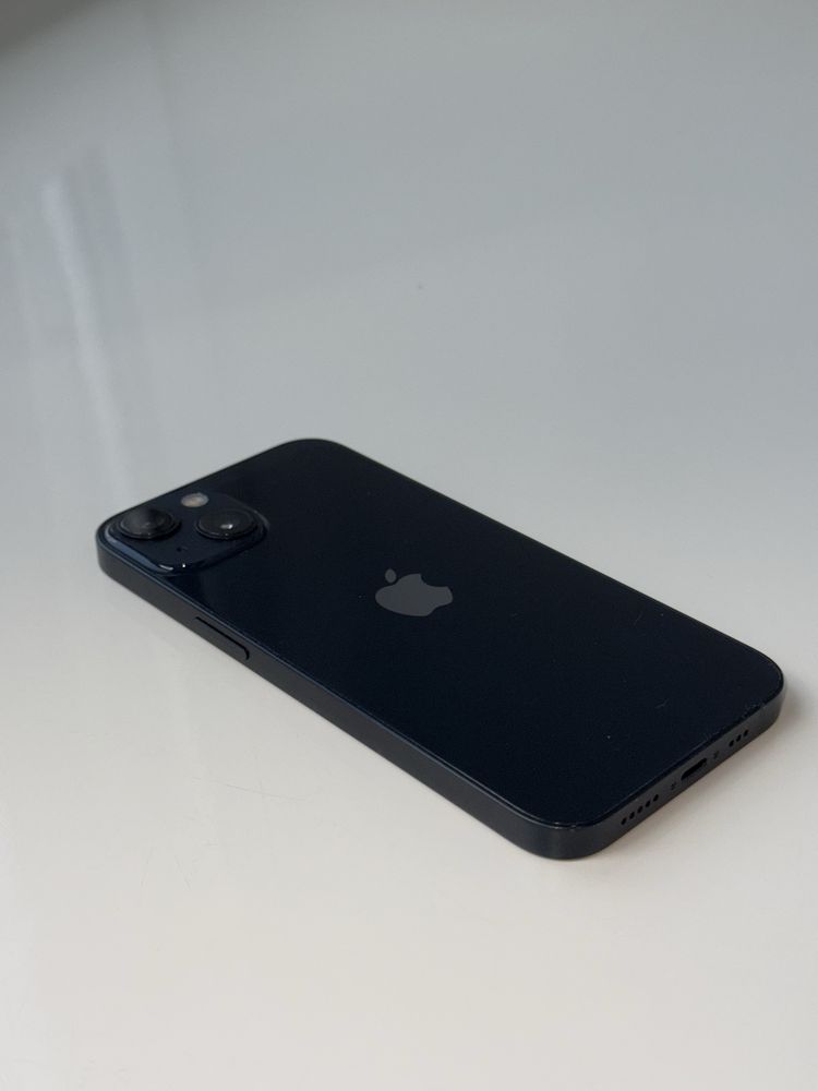 IPHONE 13 (Б/У, в хорошем состоянии)