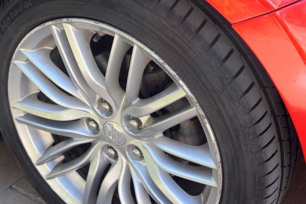 Продам авто Suzuki Kizashi