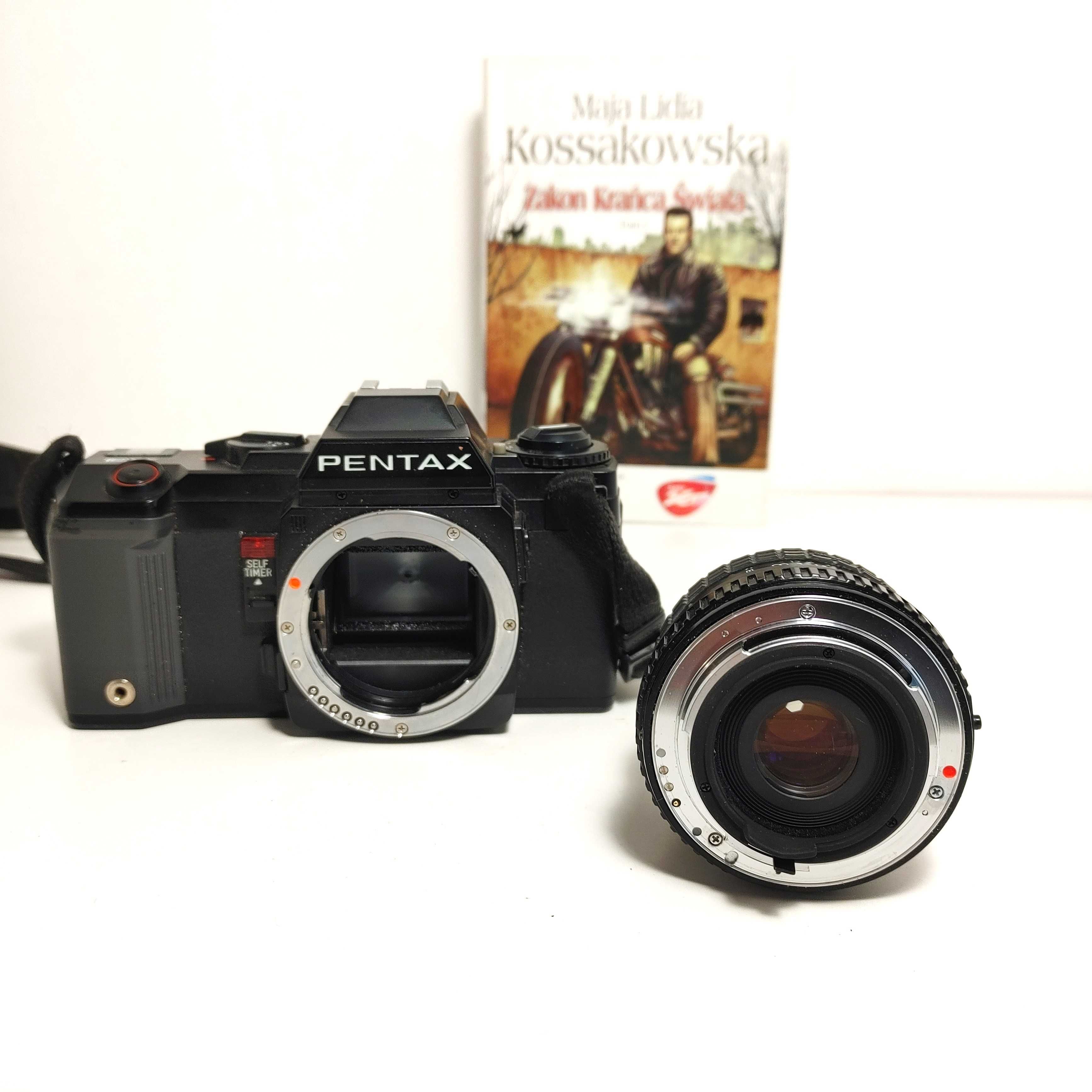 Analogowa lustrzanka PENTAX A3 z szerokokątnym 28 mm 1:2,8 Sigma