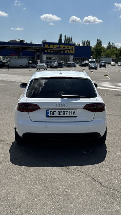 Продам Audi a4 b8