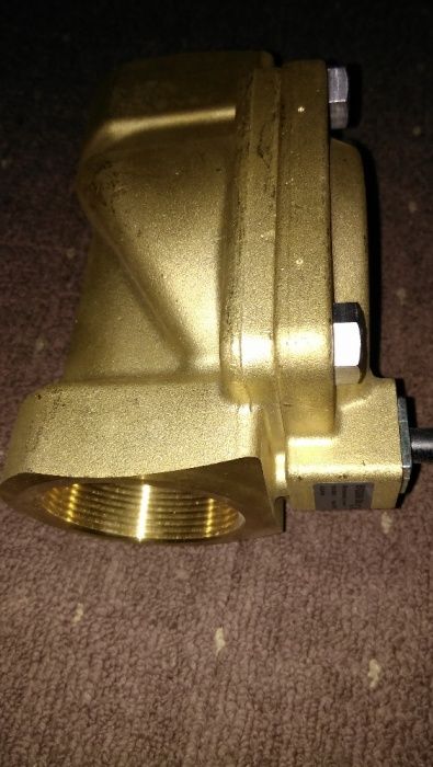 Электромагнитный клапан Danfoss 042U4088/042N0840/042U1042