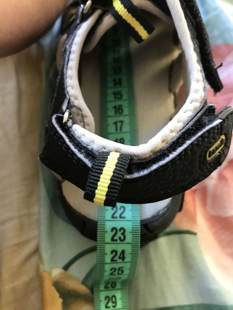 Kamik сандалі нові, 32 розмір