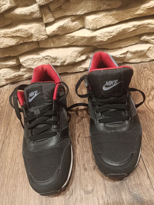 Nike MD Runner rozmiar 38.5