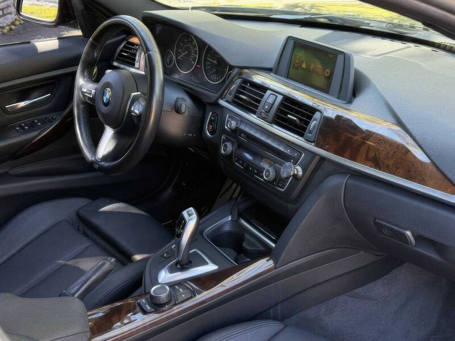 BMW 3 Series 328i      2014